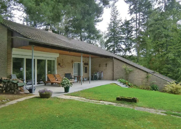 With Fireplace Vii Kirchheim (Euskirchen)