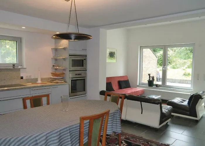 With Fireplace Vii *