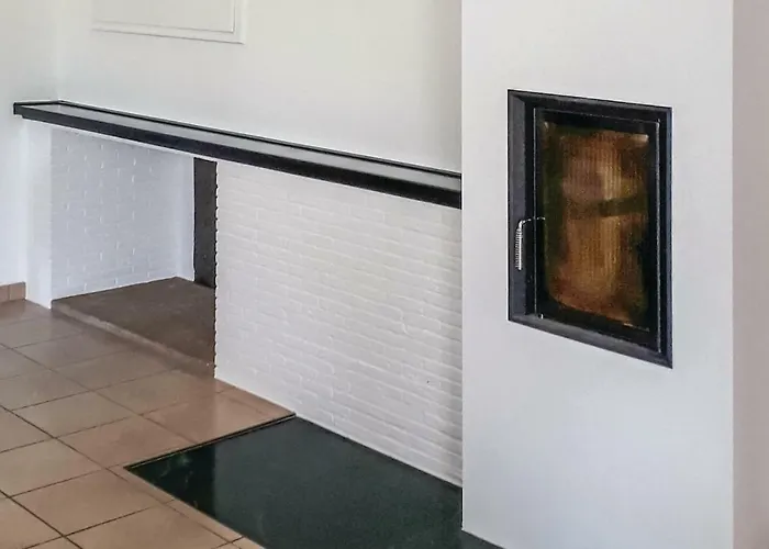 With Fireplace Vii Semesterbostad *